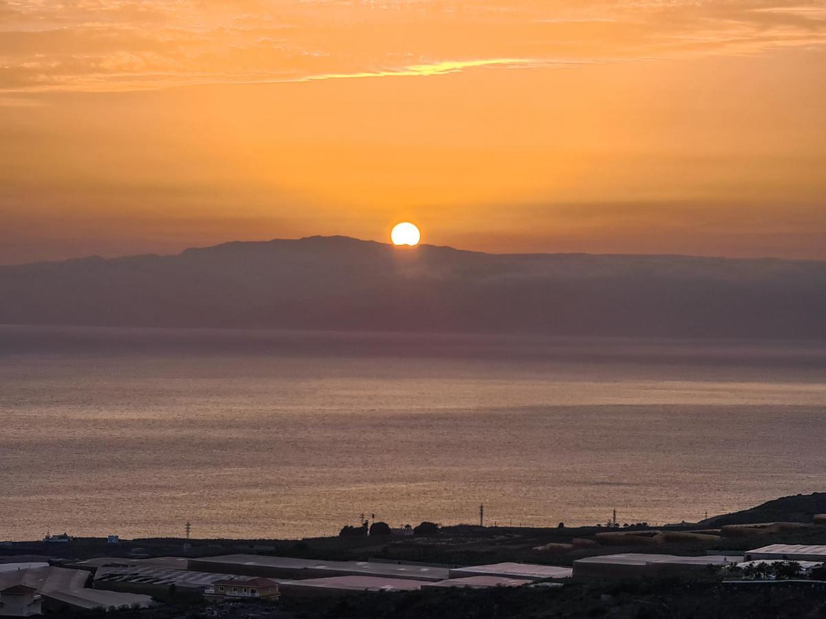 Oceanview Boutique House, 125 Sqm, Parking, Sunset Rooftop Costa Adeje  Εξωτερικό φωτογραφία